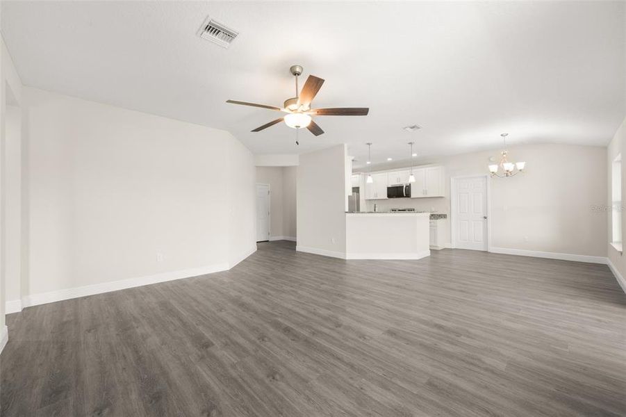 Spacious, unfurnished interior of a new home in , Sebring (Image 32).