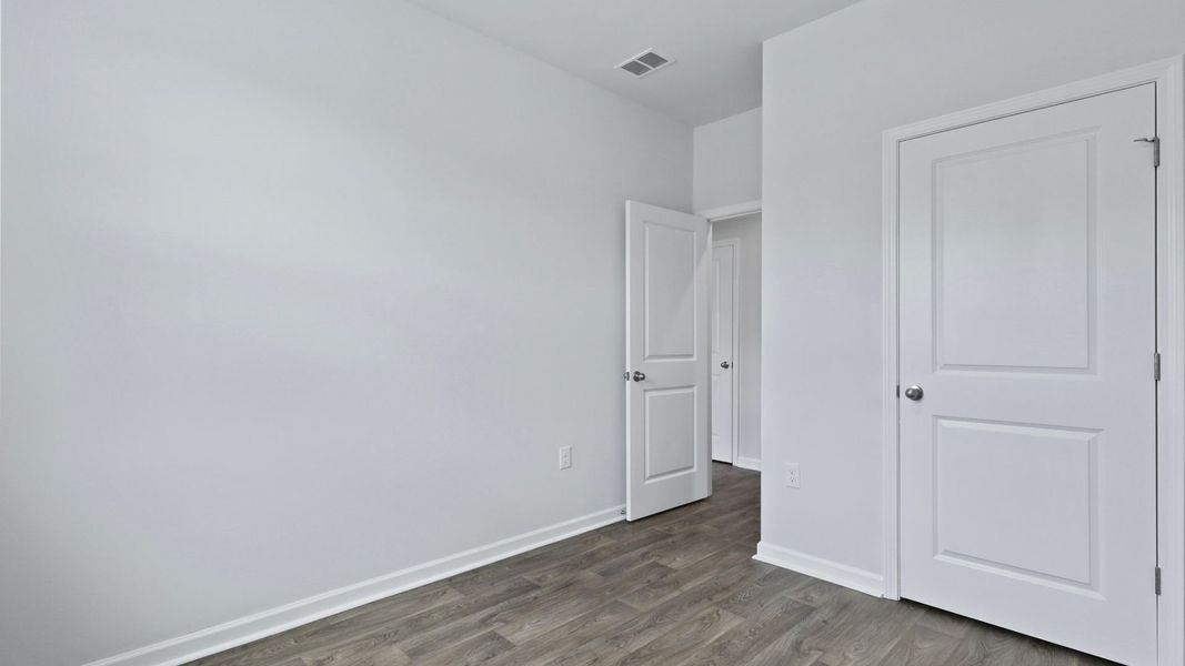 Spacious, unfurnished interior of a new home in North Shore, Summerton (Image 30).