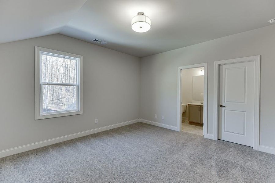 Spacious, unfurnished interior of a new home in , Buford (Image 25).