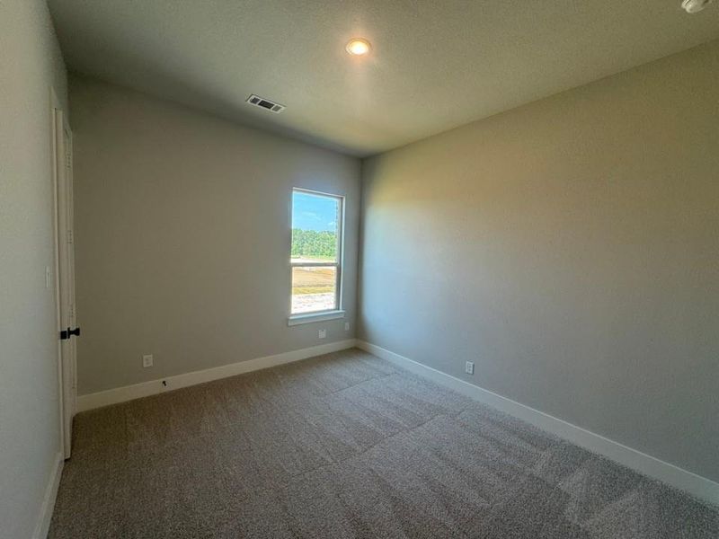 Spacious, unfurnished interior of a new home in Creekview Addition, Van Alstyne (Image 17). Spacious, unfurnished interior of a new home in Creekview Addition, Van Alstyne (Image 17).