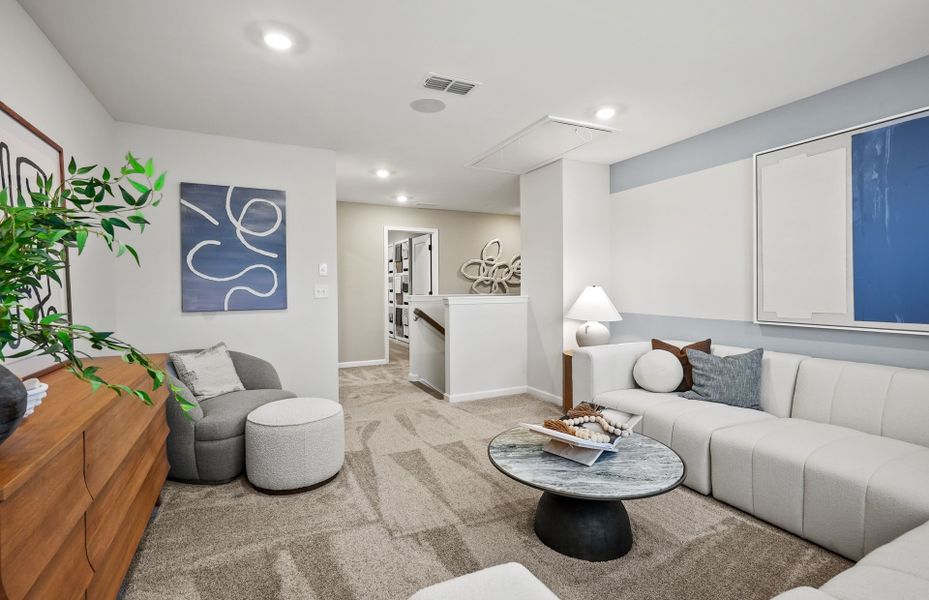 Representative furnished interior of a home built from the Hampton by Pulte Homes in The Retreat at Carolina Ridge, Harrisburg (Image 12).