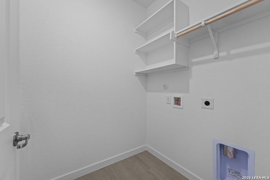 Spacious, unfurnished interior of a new home in Vida, San Antonio (Image 24). Spacious, unfurnished interior of a new home in Vida, San Antonio (Image 24).