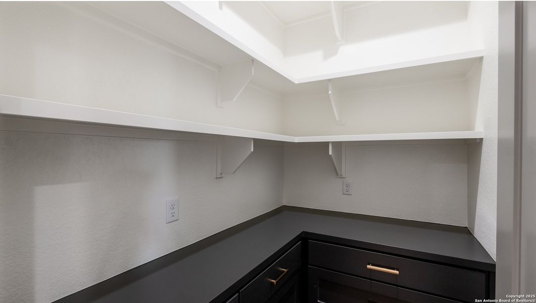 Image 32 of a home in . Image 32 of a home in .