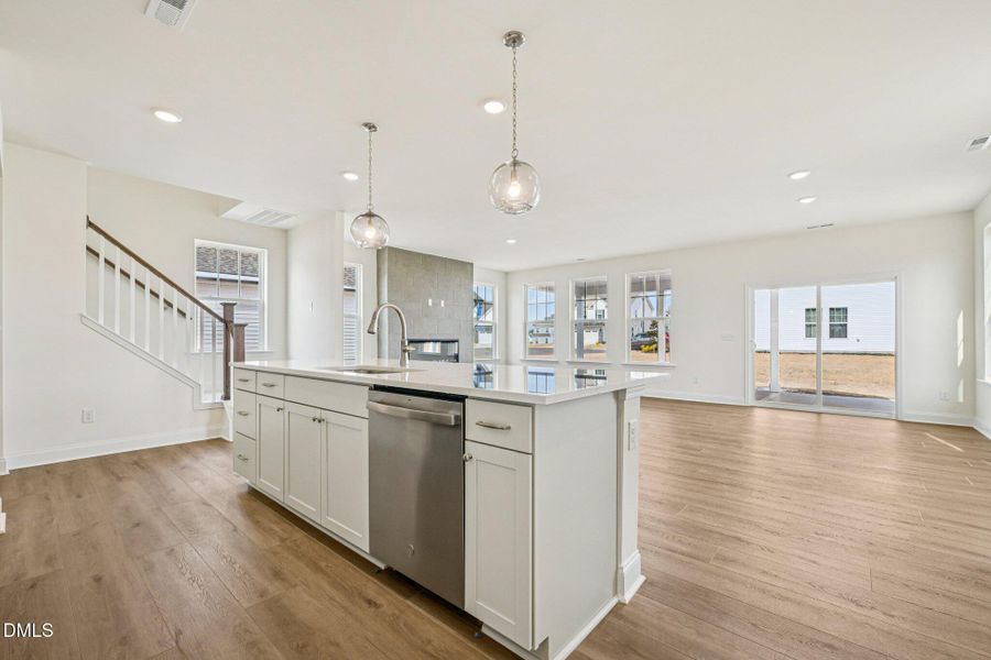 20-web-or-mls-Channel Drop Lp-S3001-020