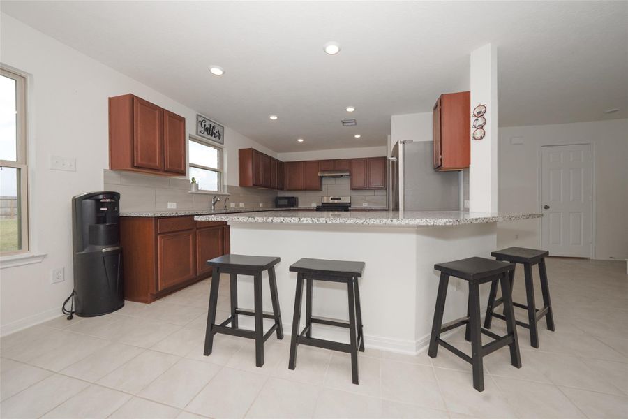 Furnished interior view inside a new home in , Katy (Image 14).