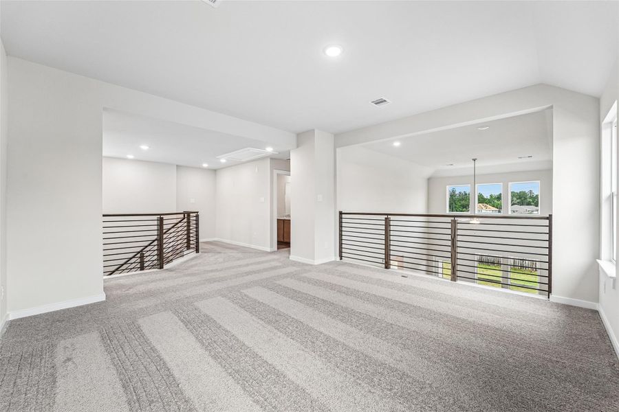 Spacious, unfurnished interior of a new home in Magnolia Springs, Montgomery (Image 9).