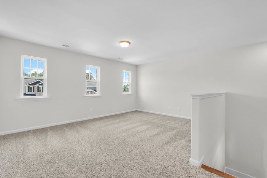 Spacious, unfurnished interior of a new home in Camden Crossing, Savannah (Image 28).