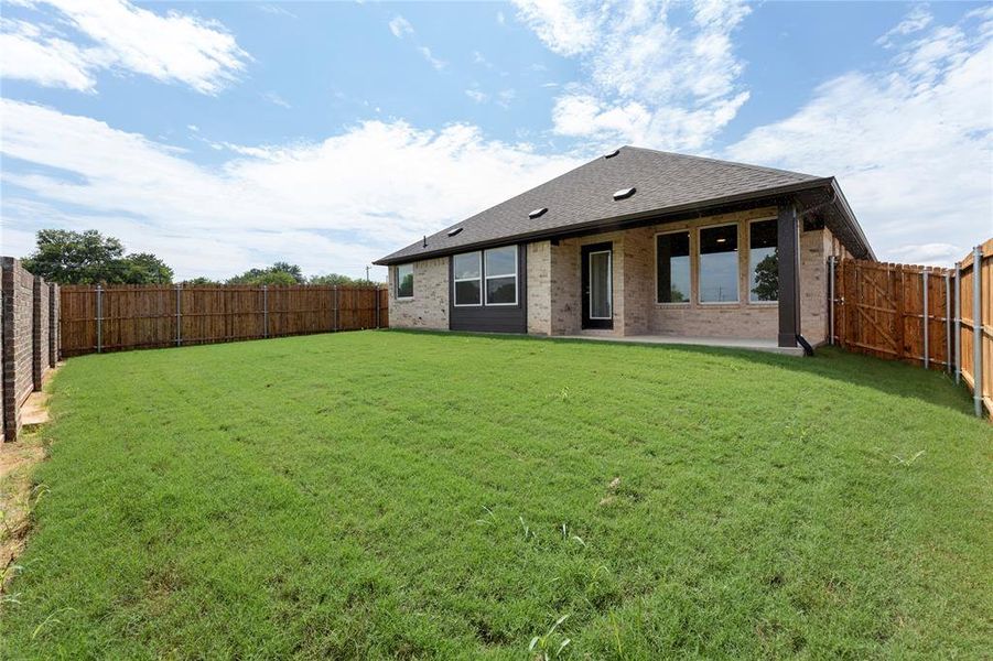 27. 2248 Sesaro - Back (2) 27. 2248 Sesaro - Back (2)