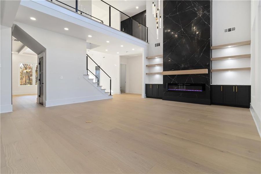 Spacious, unfurnished interior of a new home in , Lawrenceville (Image 22).