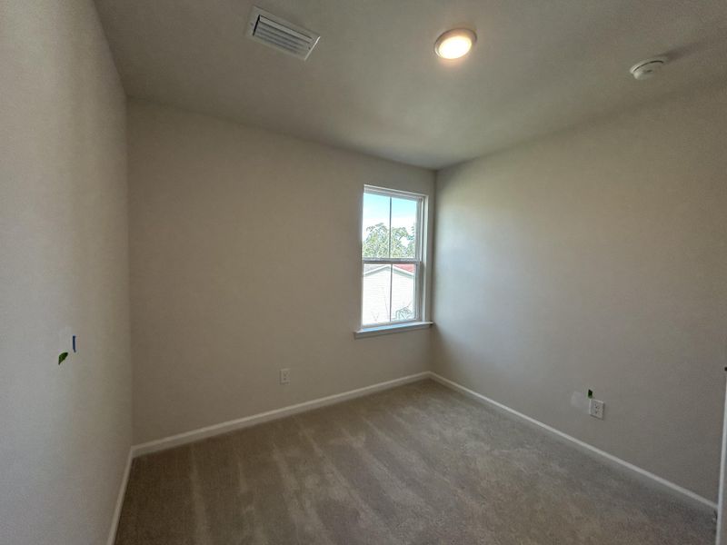 Spacious, unfurnished interior of a new home in , Summerville (Image 29).