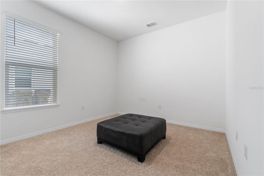 Image 47 of a home in .