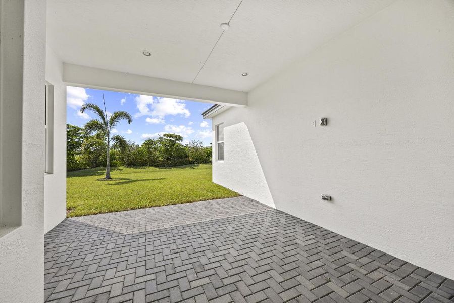 46_0o1a0524 46_0o1a0524