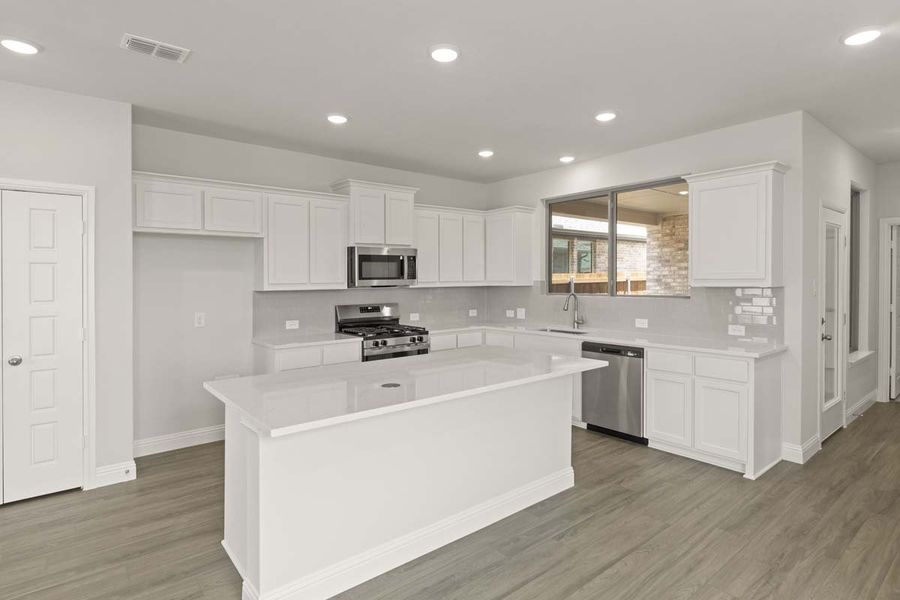 Furnished interior view inside a new home in Elevon, Lavon (Image 6).