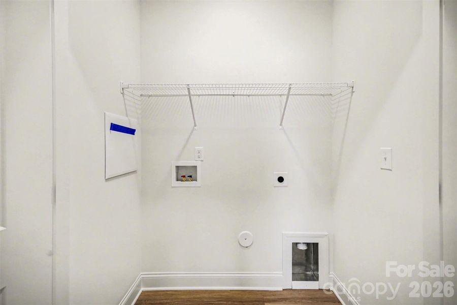 Spacious, unfurnished interior of a new home in , Gastonia (Image 29).