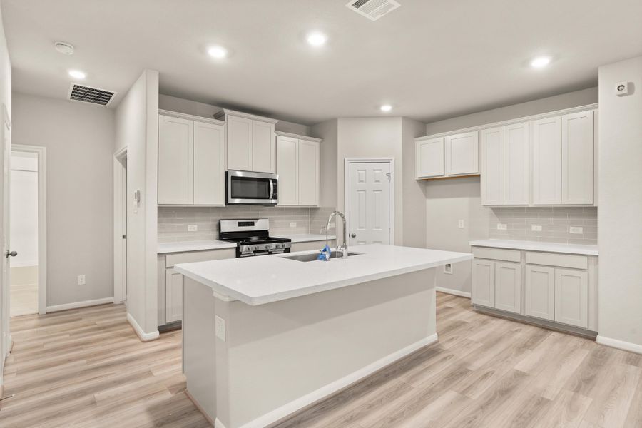 Representative furnished interior of a home built from the Franklin by Ashton Woods in Azalea, Brookshire (Image 3). Representative furnished interior of a home built from the Franklin by Ashton Woods in Azalea, Brookshire (Image 3).