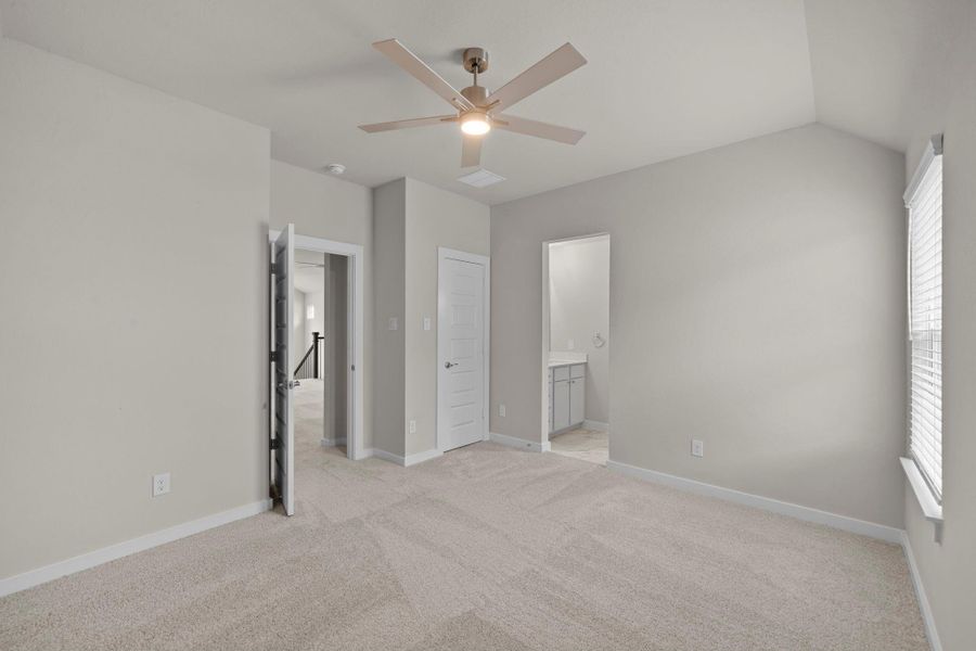 Spacious, unfurnished interior of a new home in Beacon Hill, Waller (Image 30).