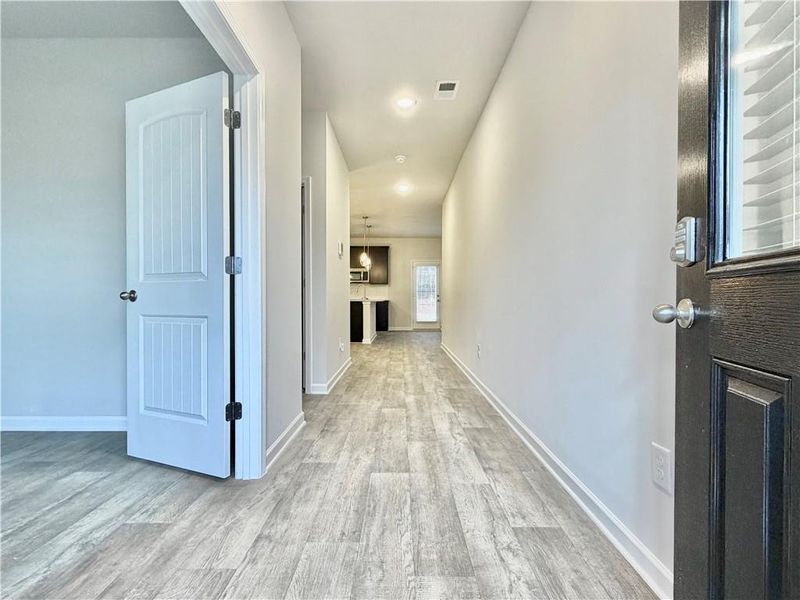 Spacious, unfurnished interior of a new home in River Walk Farm, Covington (Image 18).