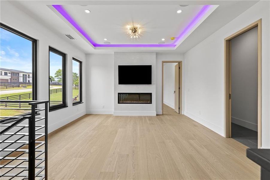 Spacious, unfurnished interior of a new home in , Sugar Hill (Image 74).