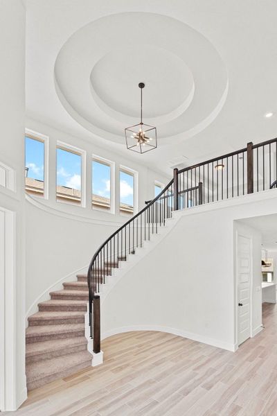 Spacious, unfurnished interior of a new home in The Colony, Bastrop (Image 16).