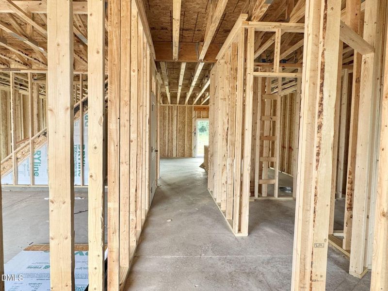 20250928_212804791_iOS 1