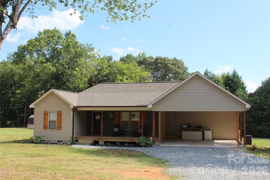 Exterior details and patio area of a home in , Linwood (Image 25).