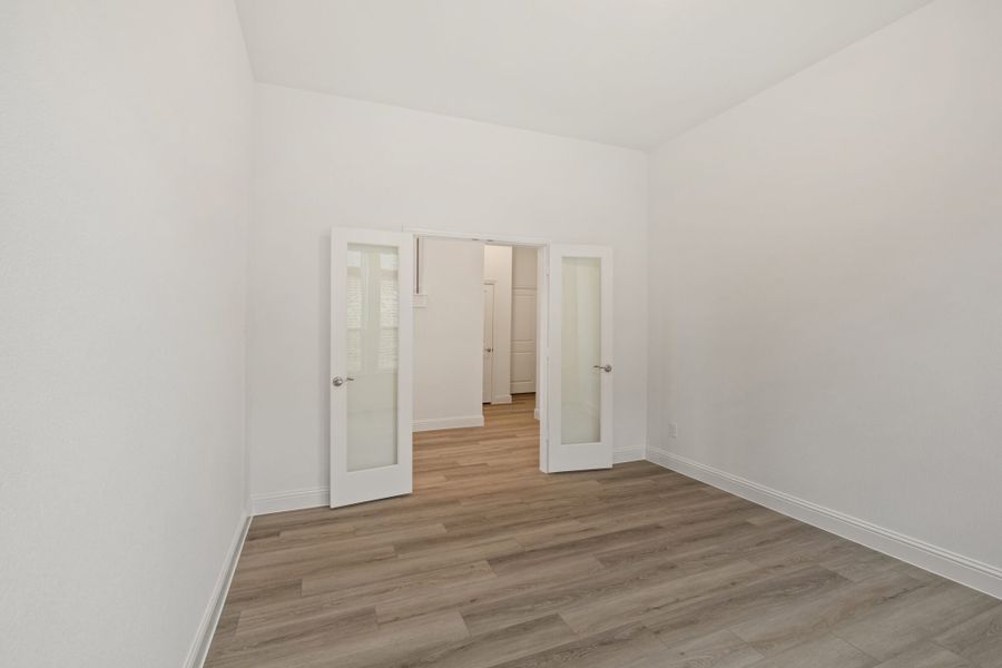 Spacious, unfurnished interior of a new home in Lake Breeze, Lavon (Image 29). Spacious, unfurnished interior of a new home in Lake Breeze, Lavon (Image 29).
