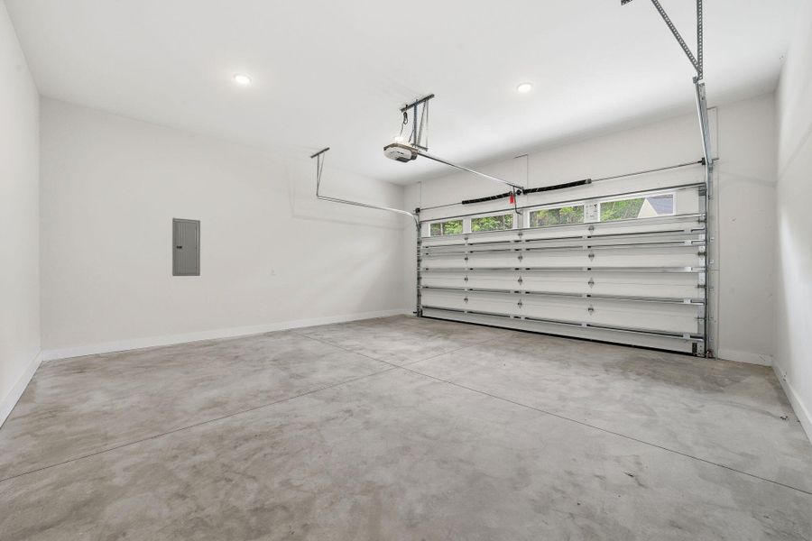 Spacious, unfurnished interior of a new home in , Georgetown (Image 53). Spacious, unfurnished interior of a new home in , Georgetown (Image 53).