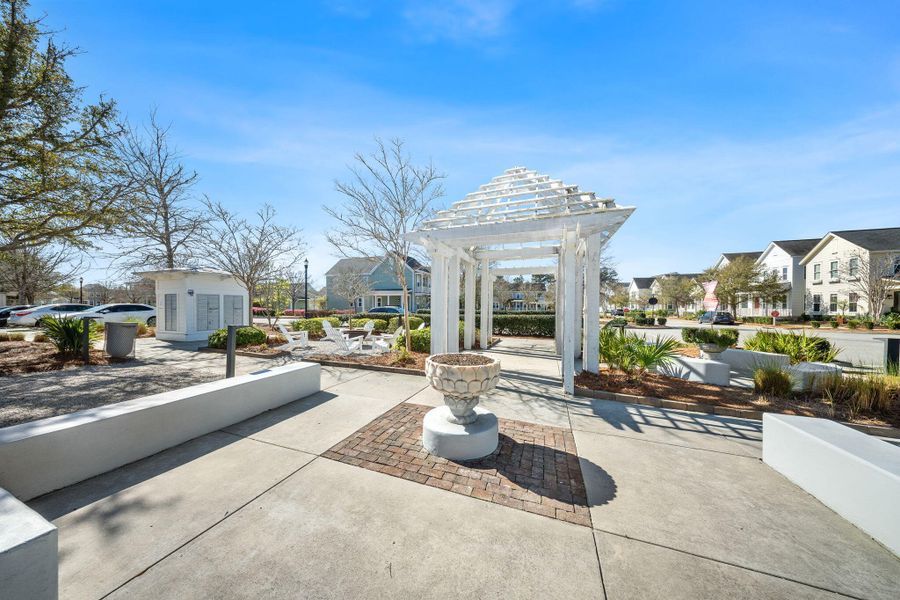 Community amenities in Sweetgrass at Summers Corner, Summerville (Image 57).