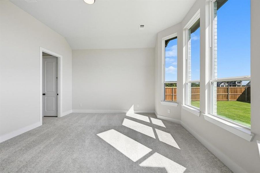 Spacious, unfurnished interior of a new home in Canyon Creek Estates, Sherman (Image 22). Spacious, unfurnished interior of a new home in Canyon Creek Estates, Sherman (Image 22).