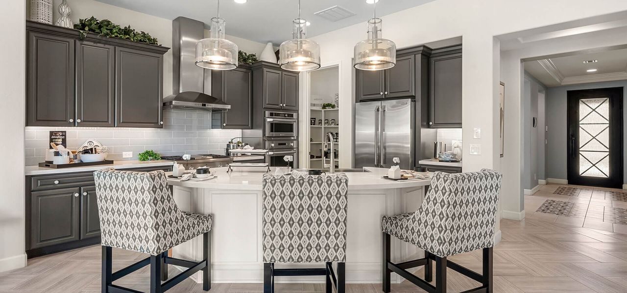 Representative furnished interior of a home built from the Fresco by Robson Resort Communities in Robson Ranch Arizona, Eloy (Image 9).