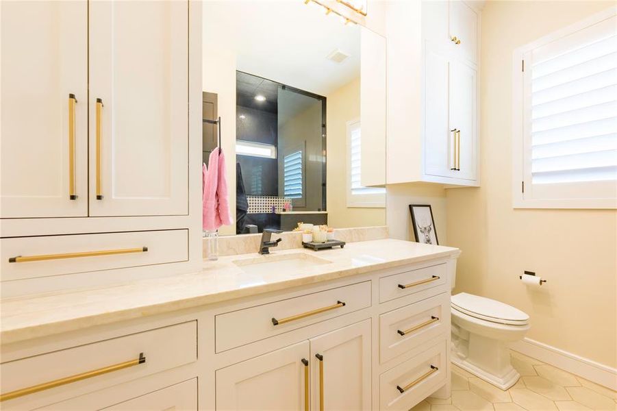 Furnished interior view inside a new home in , Odessa (Image 27).