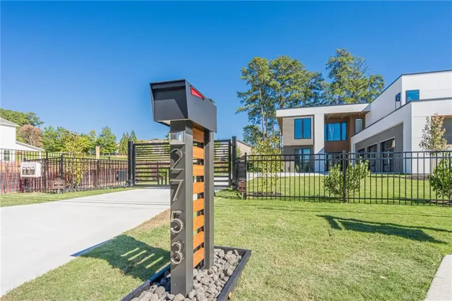 Community amenities in , Smyrna (Image 103).