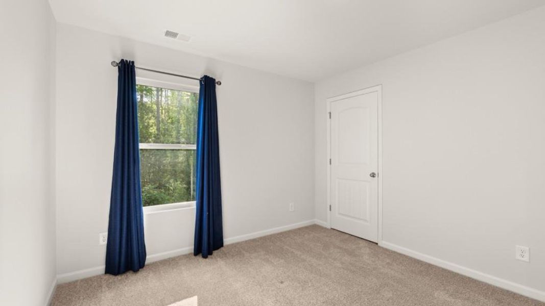 Spacious, unfurnished interior of a new home in Aurora Creek, Dallas (Image 26).