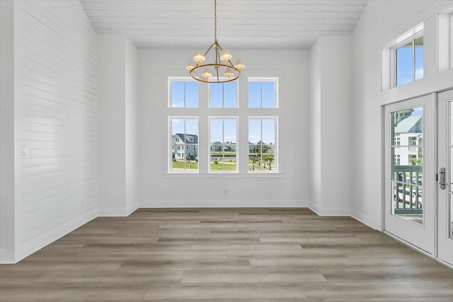 Spacious, unfurnished interior of a new home in , Port Aransas (Image 29).