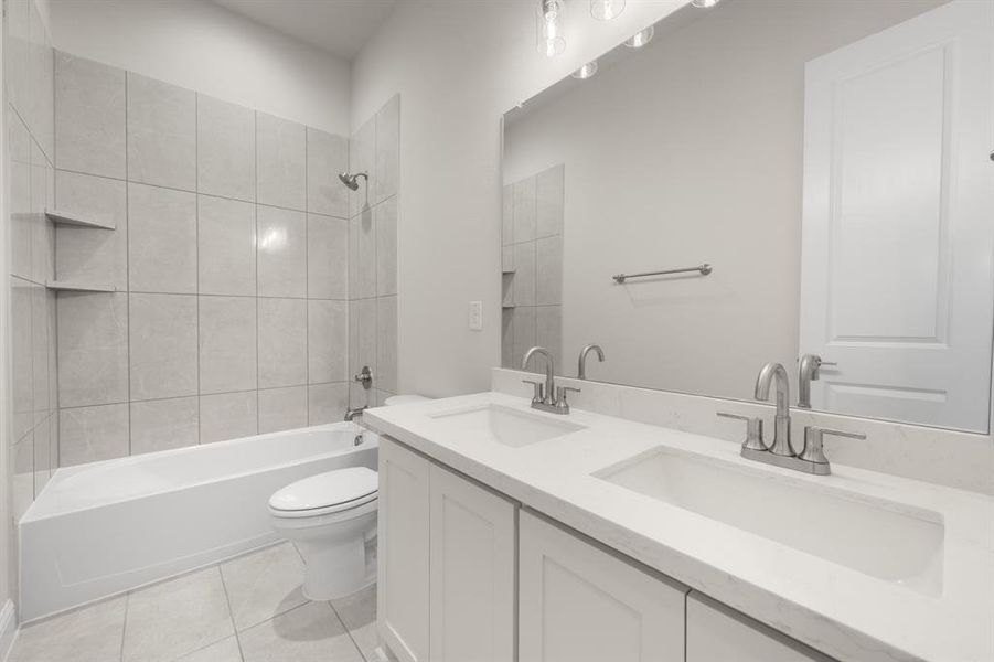 14_5410 Rowlan- Bathroom-1 14_5410 Rowlan- Bathroom-1
