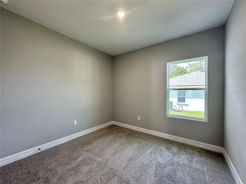 Spacious, unfurnished interior of a new home in , Ocala (Image 15).