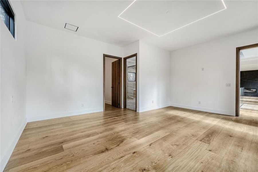 Spacious, unfurnished interior of a new home in , Atlanta (Image 28). Spacious, unfurnished interior of a new home in , Atlanta (Image 28).