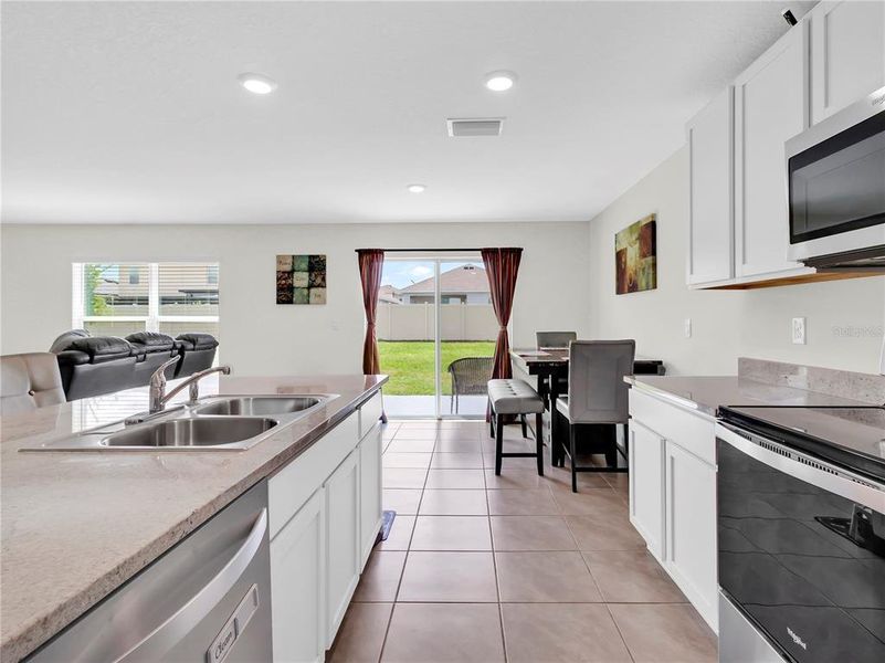 Furnished interior view inside a new home in Sereno, Wimauma (Image 8).