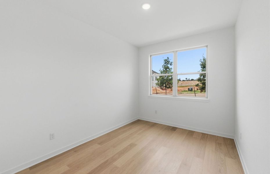 Spacious, unfurnished interior of a new home in La Cima, San Marcos (Image 31).