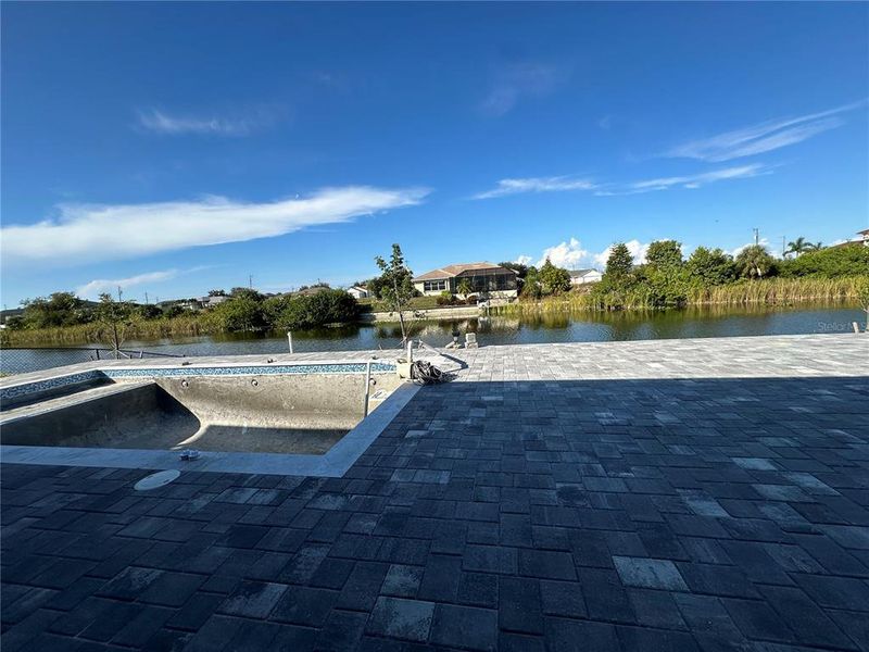 Community amenities in , Cape Coral (Image 10).