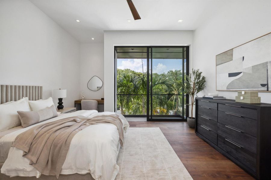 Spacious, unfurnished interior of a new home in , Jupiter (Image 75).