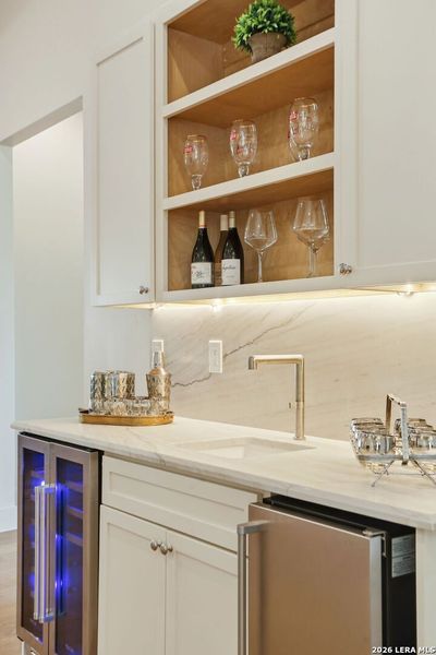 Close-up of interior finishes inside a home in , Terrell Hills (Image 47).