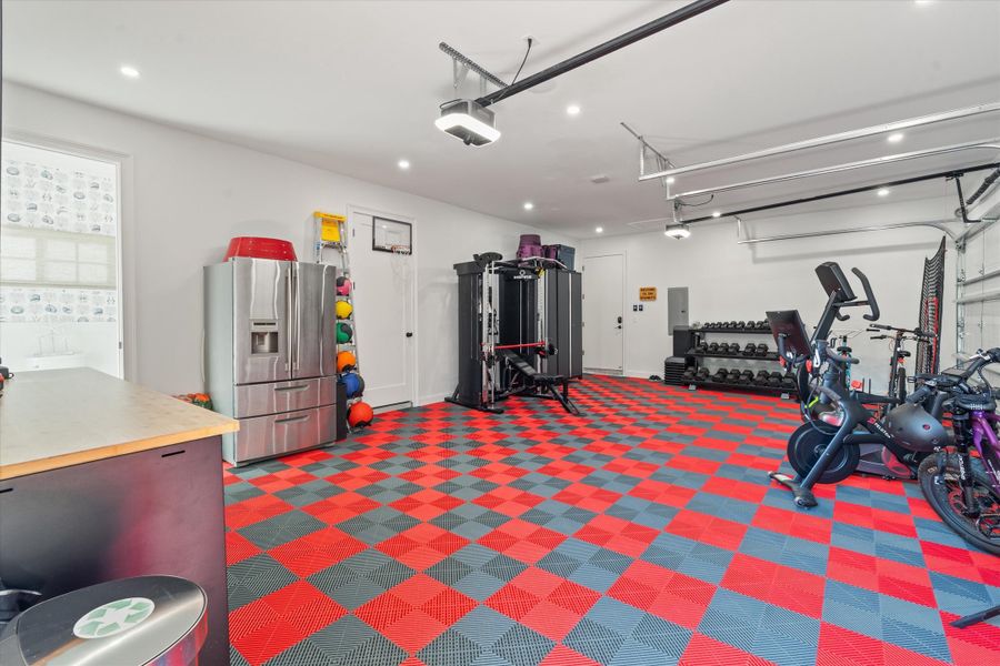 Gym / Garage