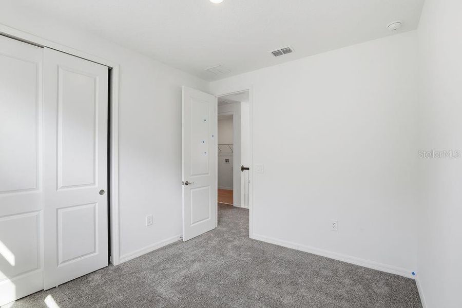 Spacious, unfurnished interior of a new home in Center Lake Ranch Community Group Page, St. Cloud (Image 30).