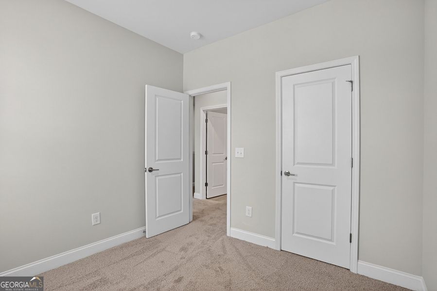 Spacious, unfurnished interior of a new home in Morning Creek Forest, Atlanta (Image 19). Spacious, unfurnished interior of a new home in Morning Creek Forest, Atlanta (Image 19).