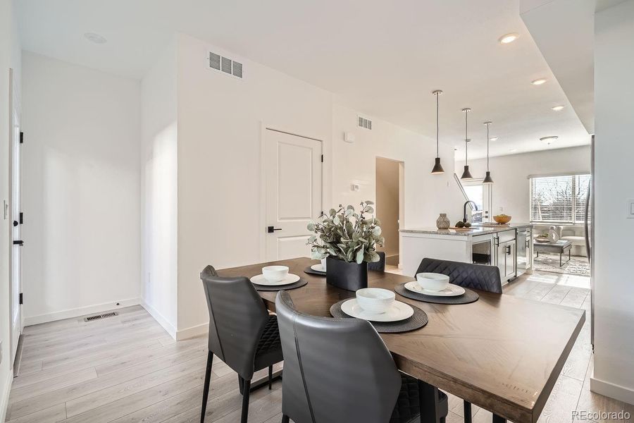 Dining Room Dining Room