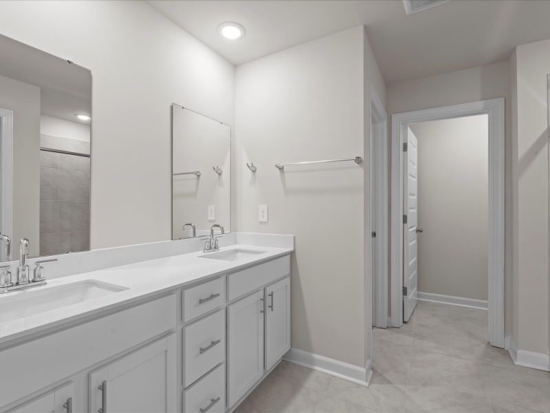 Welcome to the Dallas floorplan at The Farm at Wells Creek - Heritage Collection.