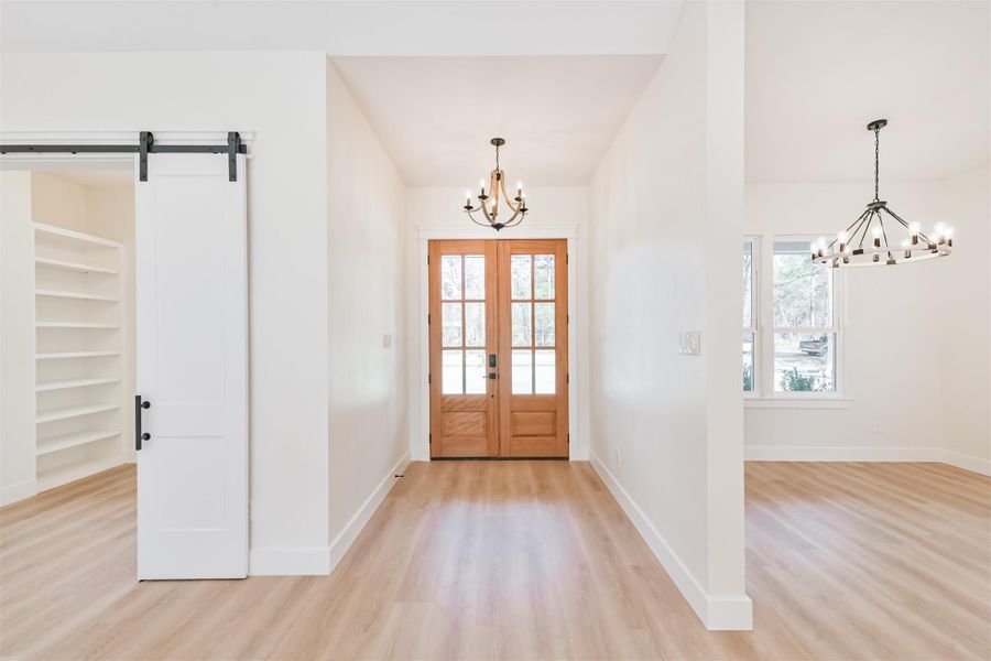 Spacious, unfurnished interior of a new home in , Dayton (Image 23).