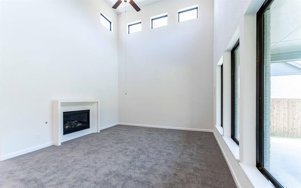 Spacious, unfurnished interior of a new home in Sonoma Verde, Rockwall (Image 17).