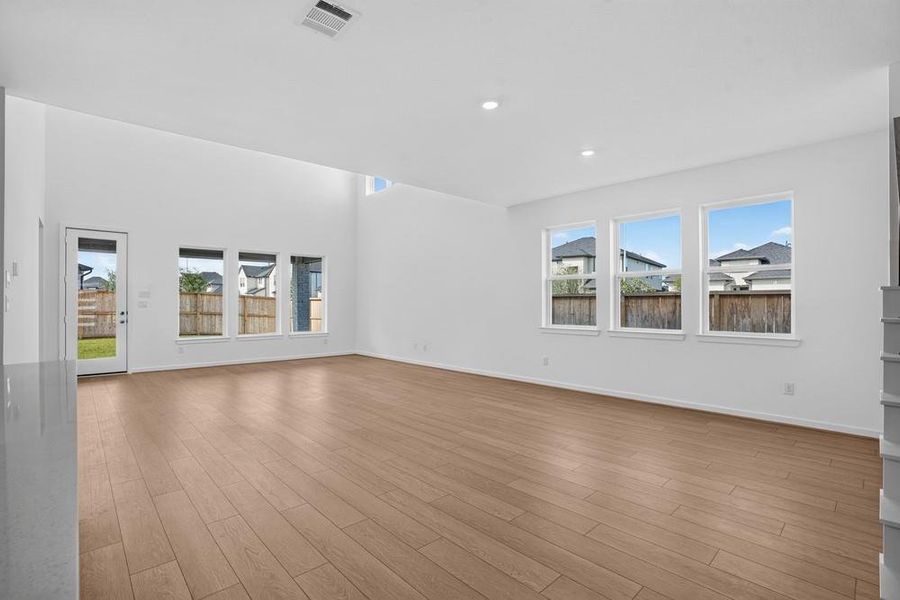 17910 Primrose Grove ~ Ready Now